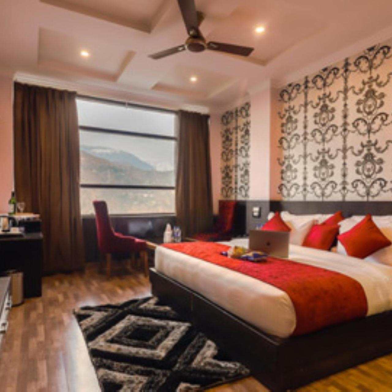 Hotel Holiday Hill, Near Mall Road, Mcleodganj# Parking#Restaurant Dharamshala Luaran gambar
