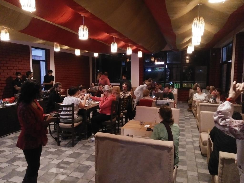 Hotel Holiday Hill, Near Mall Road, Mcleodganj# Parking#Restaurant Dharamshala Luaran gambar