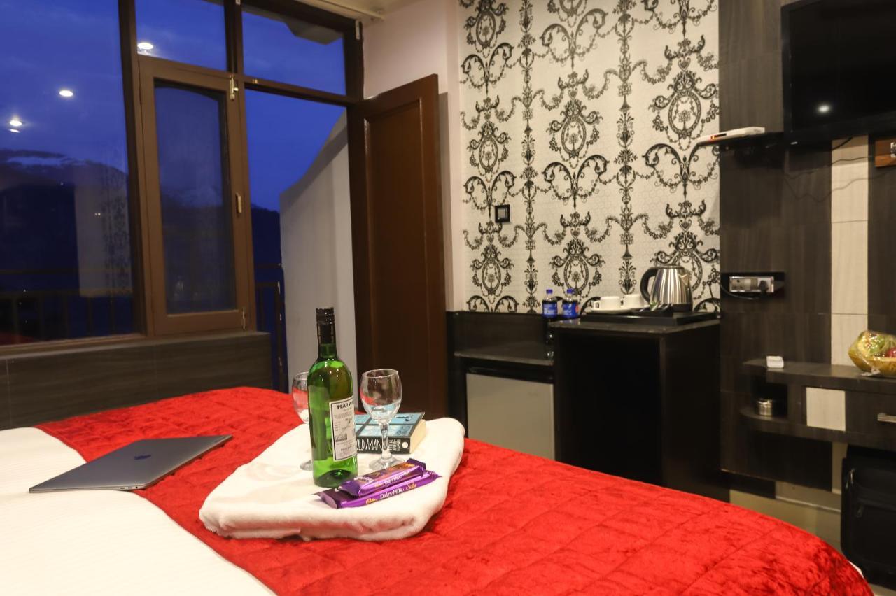 Hotel Holiday Hill, Near Mall Road, Mcleodganj# Parking#Restaurant Dharamshala Luaran gambar